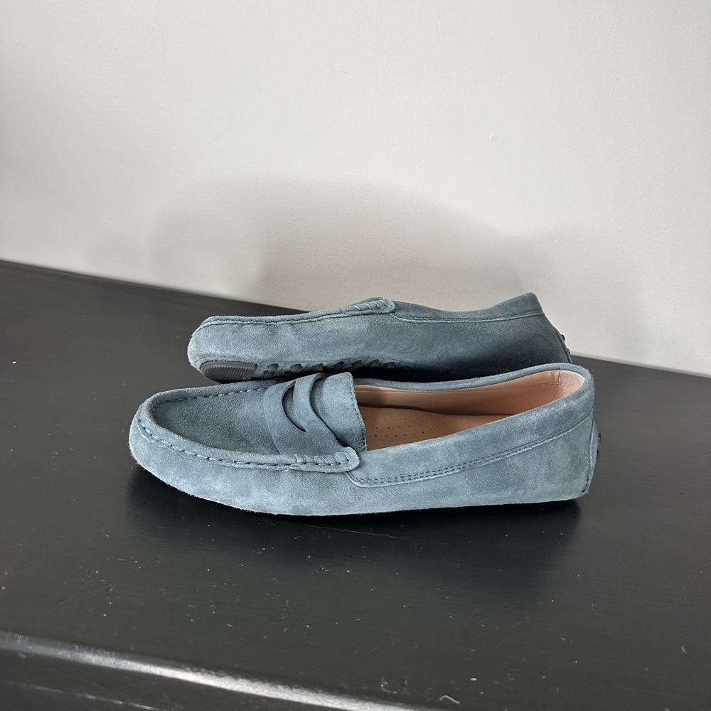 7.5 banana republic loafers
